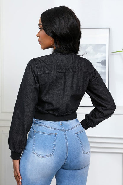 Stylish women’s short denim jacket for every occasion