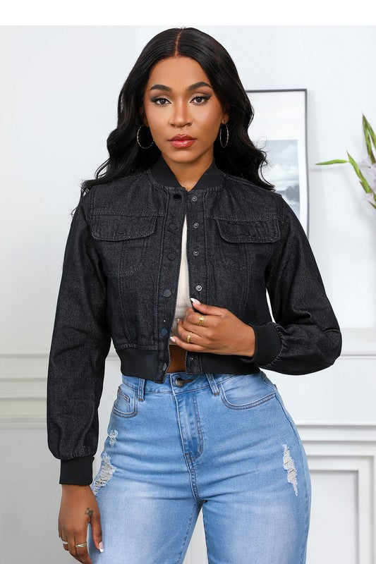 Stylish women’s short denim jacket for every occasion