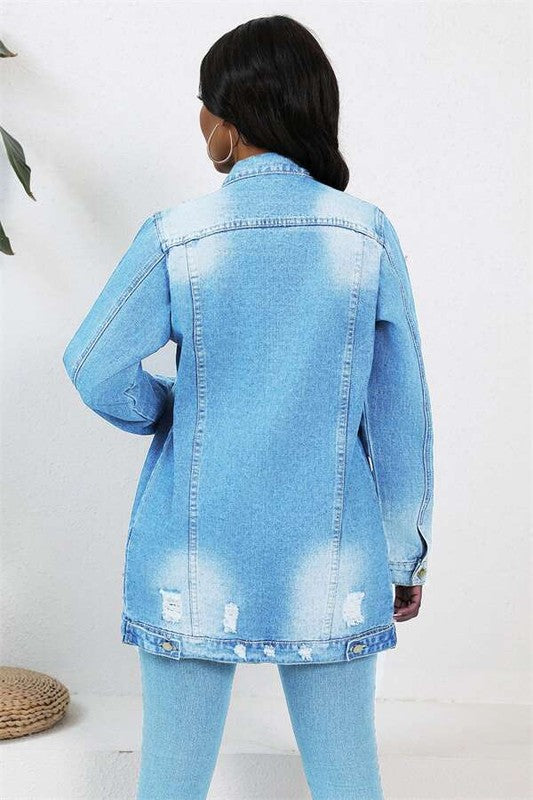 Chic women's denim jacket for every occasion