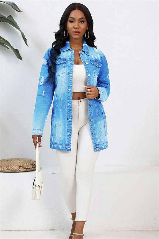 Chic women's denim jacket for every occasion