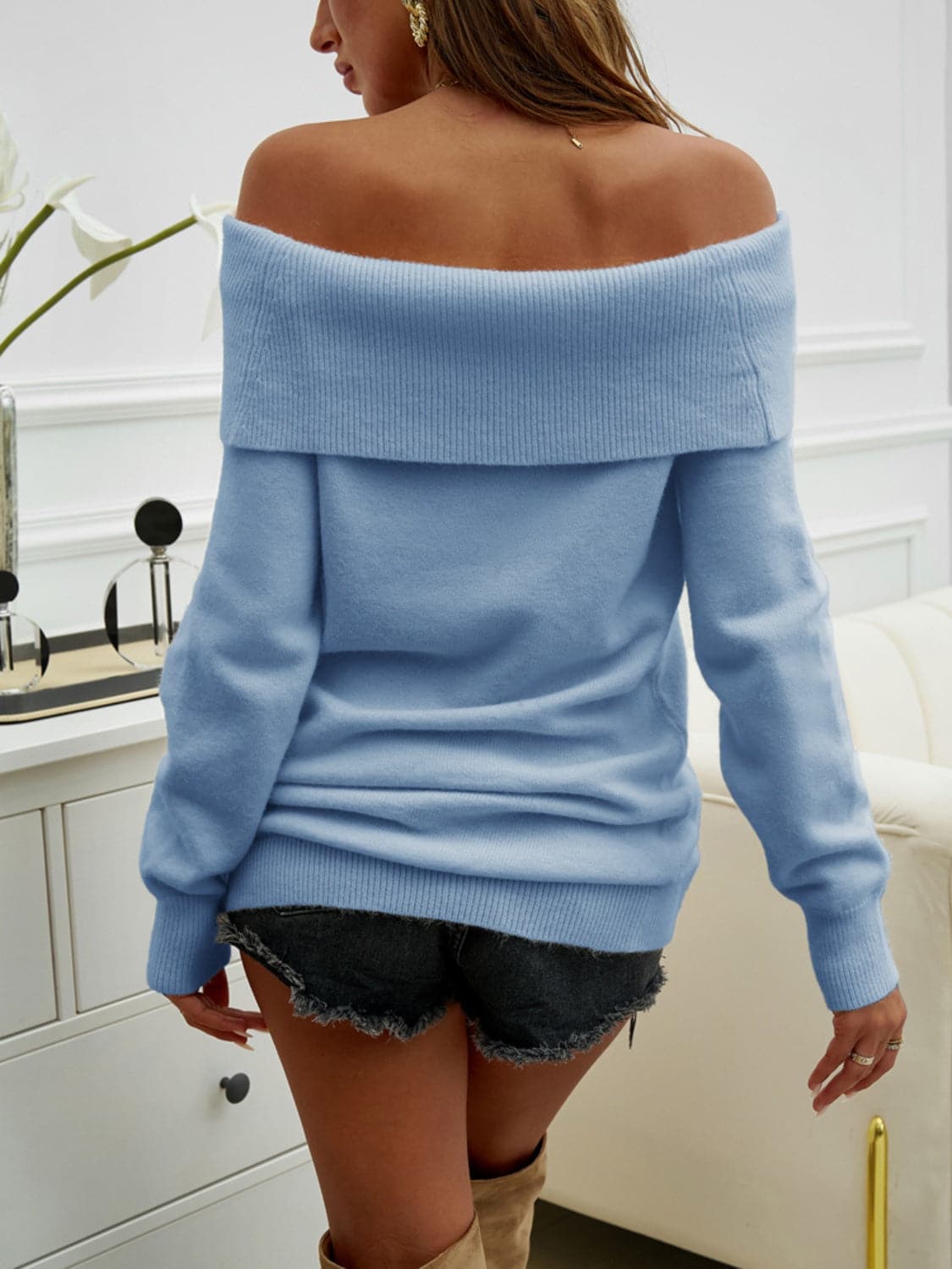 Off-Shoulder Long Sleeve Sweater.