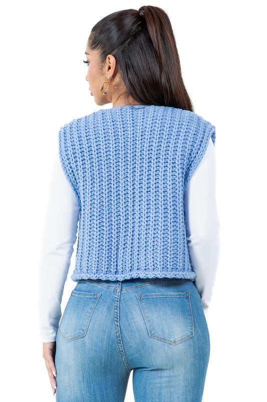 Chic women's knitwear vest for effortless layering