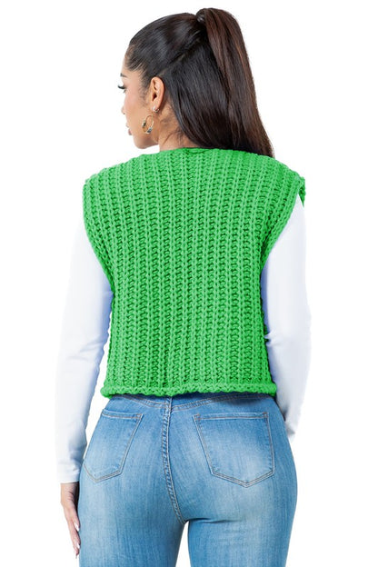 Chic sleeveless knitwear vest for women