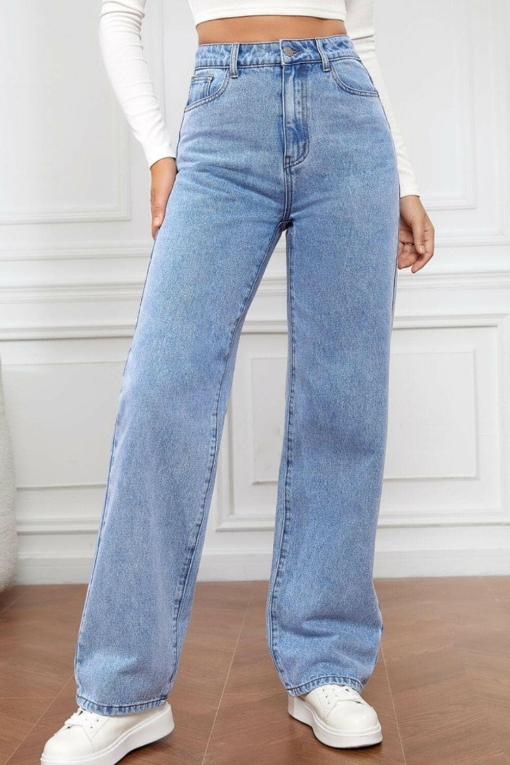 High Waist Straight Jeans.