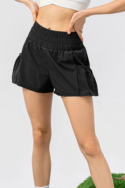 Elastic Waist Pocketed Active Shorts.