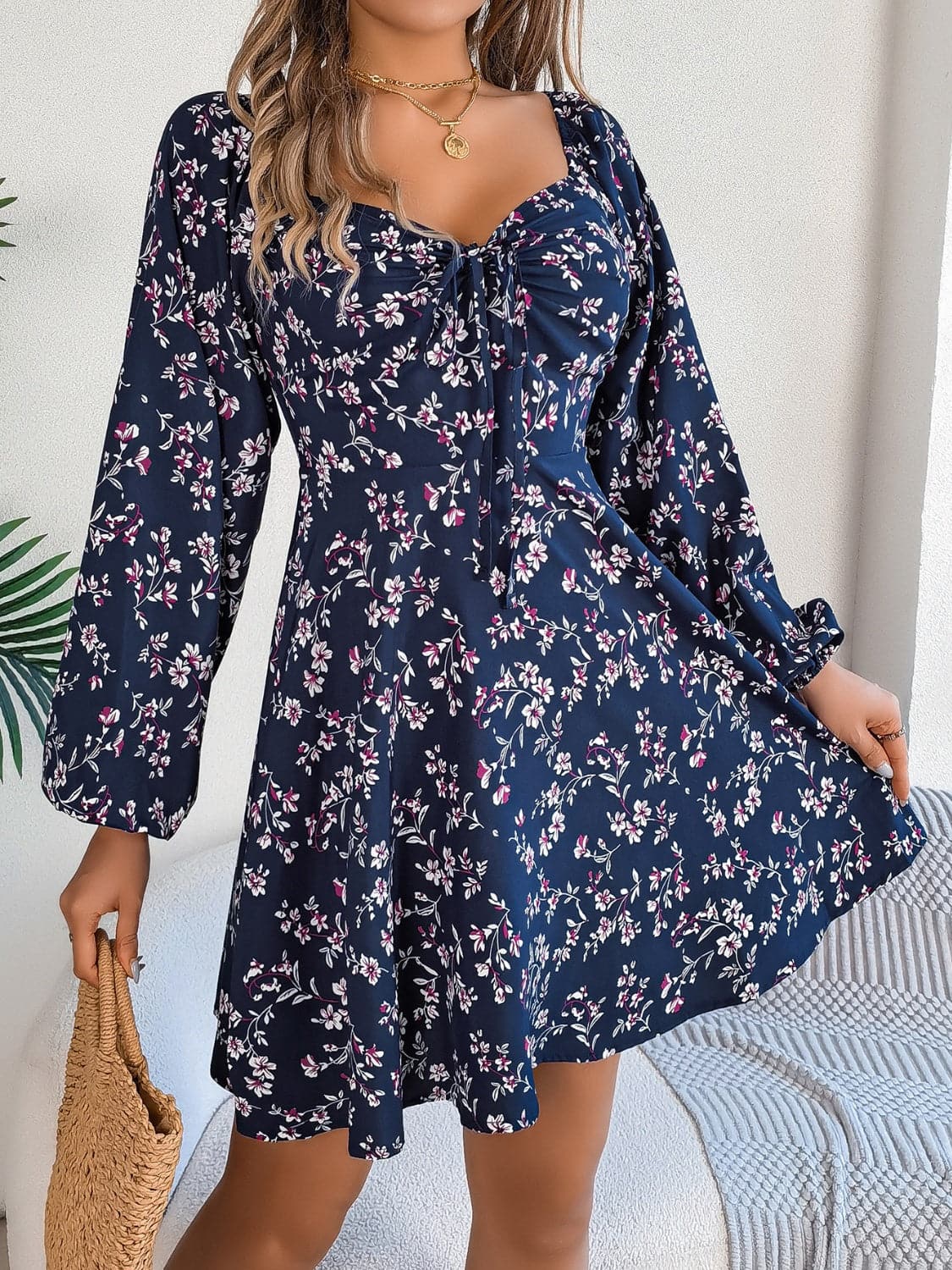 Printed Sweetheart Neck Balloon Sleeve Mini Dress.