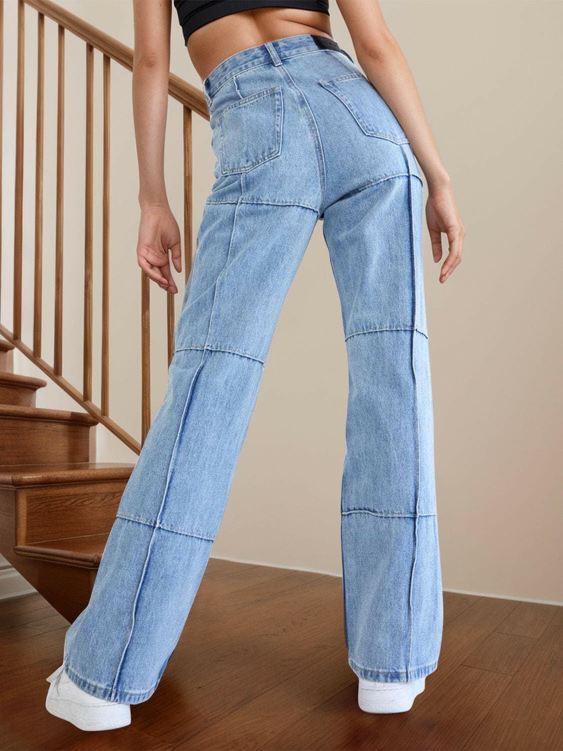 High Waist Straight Jeans with Pockets.