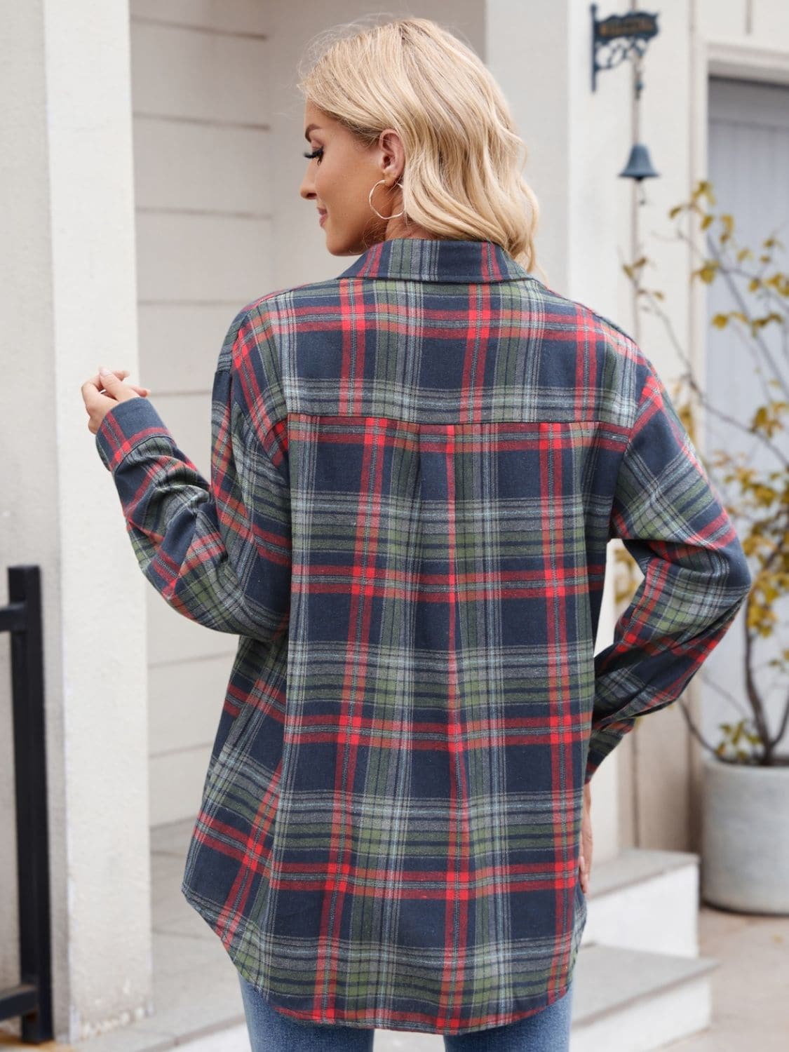 Plaid Button Up Long Sleeve Shirt.