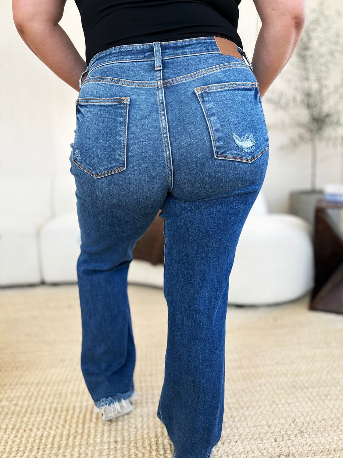 Judy Blue Full Size Mid Rise Distressed Raw Hem Jeans.