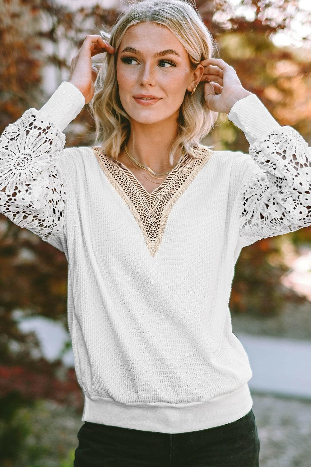 V-Neck Crochet Long Sleeve BlouseUpgrade Your Wardrobe with Our V-Neck Crochet Long Sleeve Blouse
 Step up your fashion game with our elegant V-Neck Crochet Long Sleeve Blouse. Made from 100% polyesLove Salve -Neck Crochet Long Sleeve BlouseBlouses