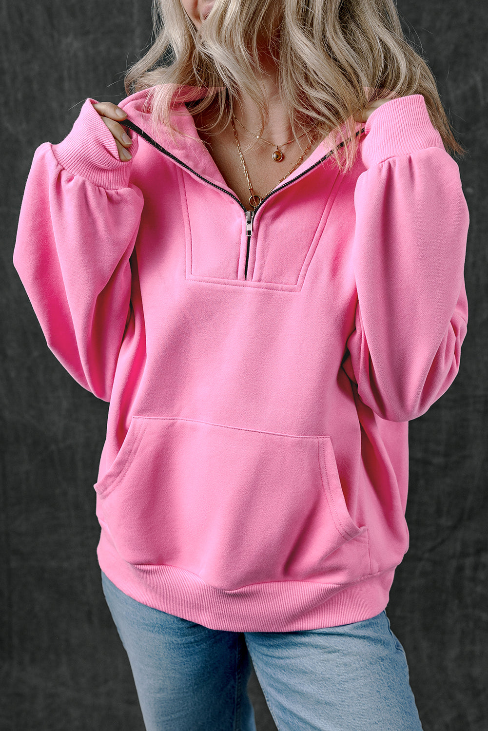 Cozy bonbon zip-up sweatshirt with kangaroo pockets