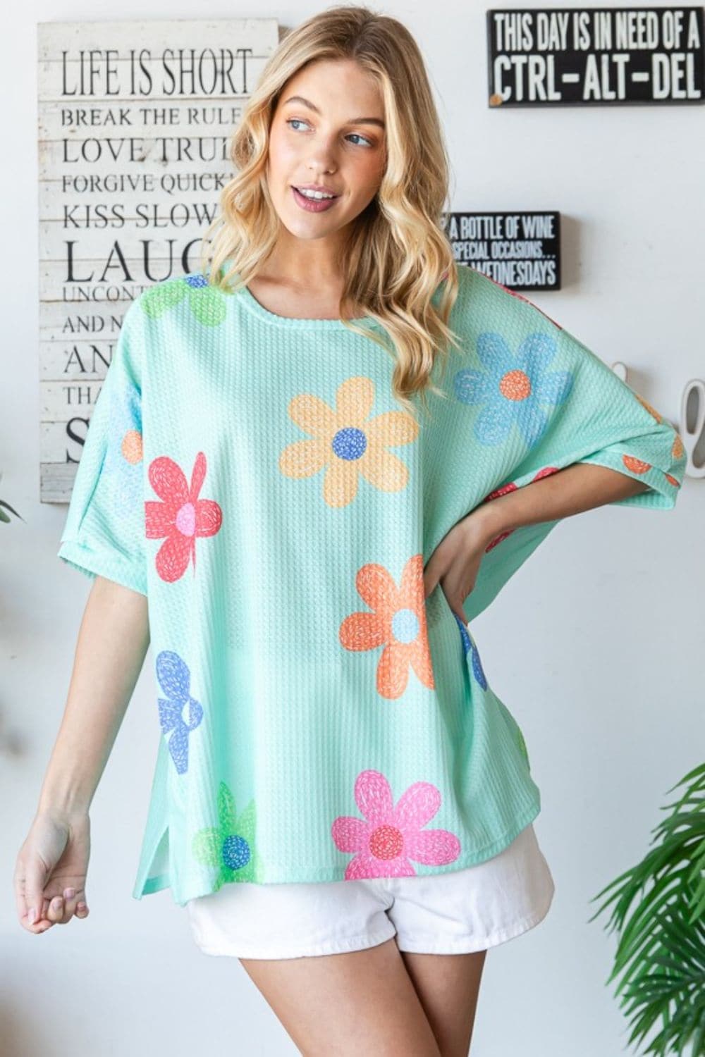 HOPELY Floral Waffle Oversize T-Shirt.