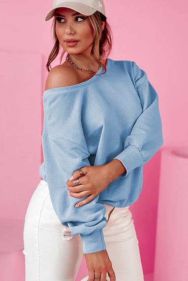 Charming sky blue bowknot sweatshirt with round neck elegance