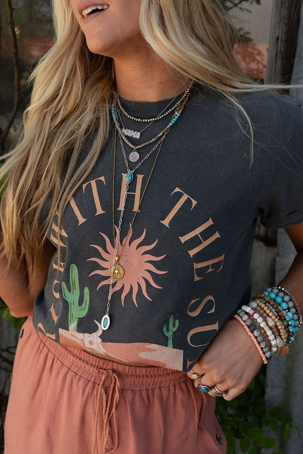 Sunrise Vibes Western Graphic Tee in Dark Grey