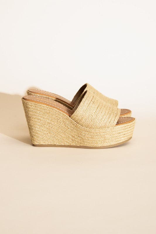 Bounty-S Wedge Platform Heels.