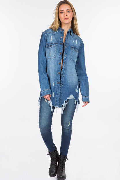 Chic urban distressed denim jacket with frayed hem