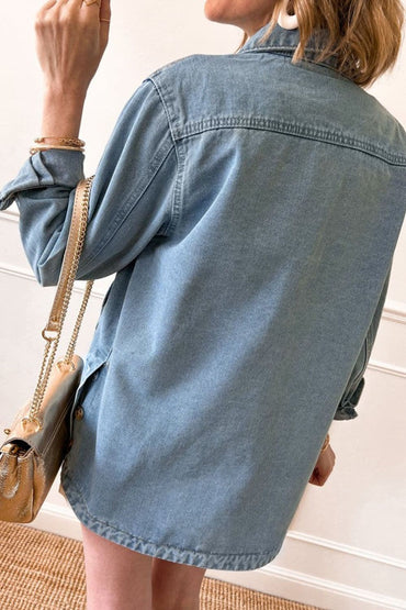 Pocketed Button Up Long Sleeve Denim Jacket.