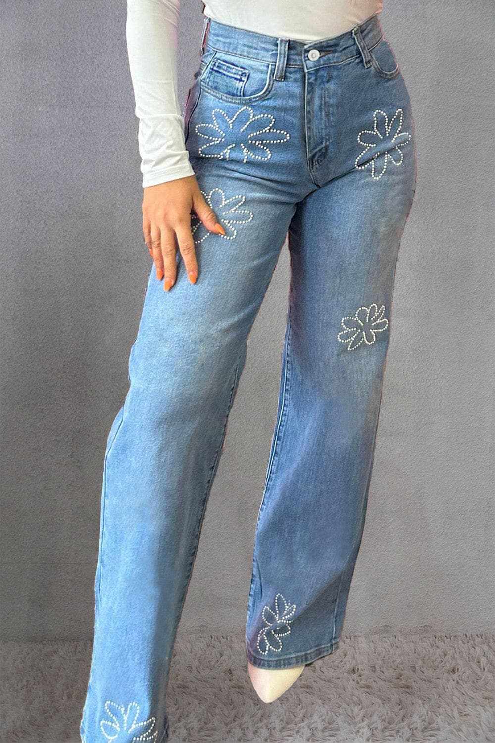 Rhinestone Straight Jeans with Pockets.