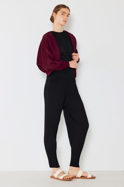 Pleated Relaxed-Fit Joggers with Modern Drop Crotch Design