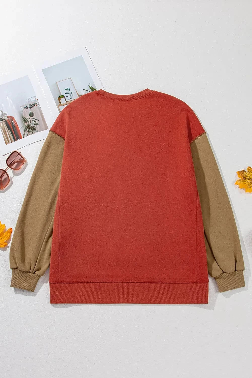 Color-blocked round neck long sleeve sweatshirt