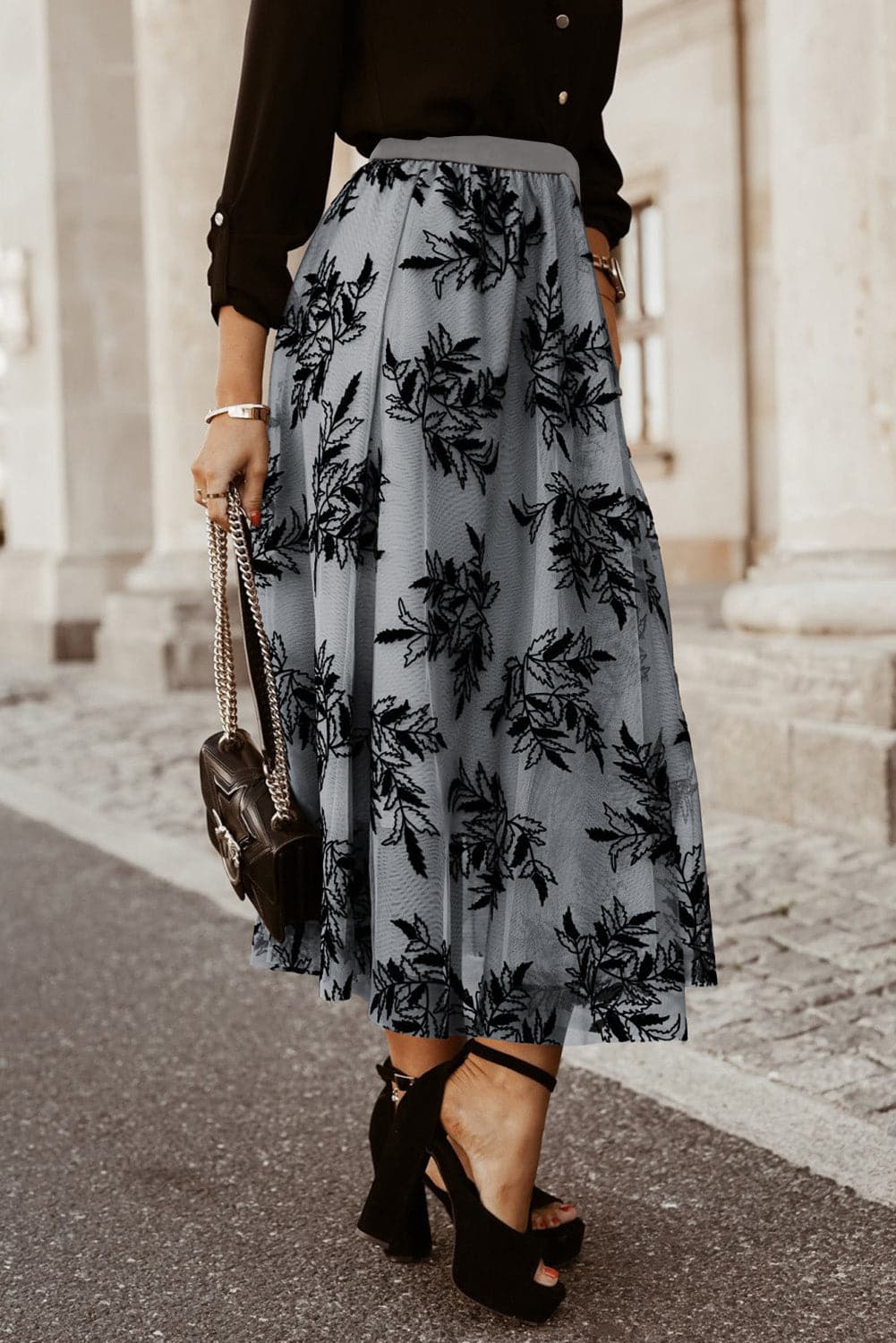 Embroidered High Waist Maxi Skirt.