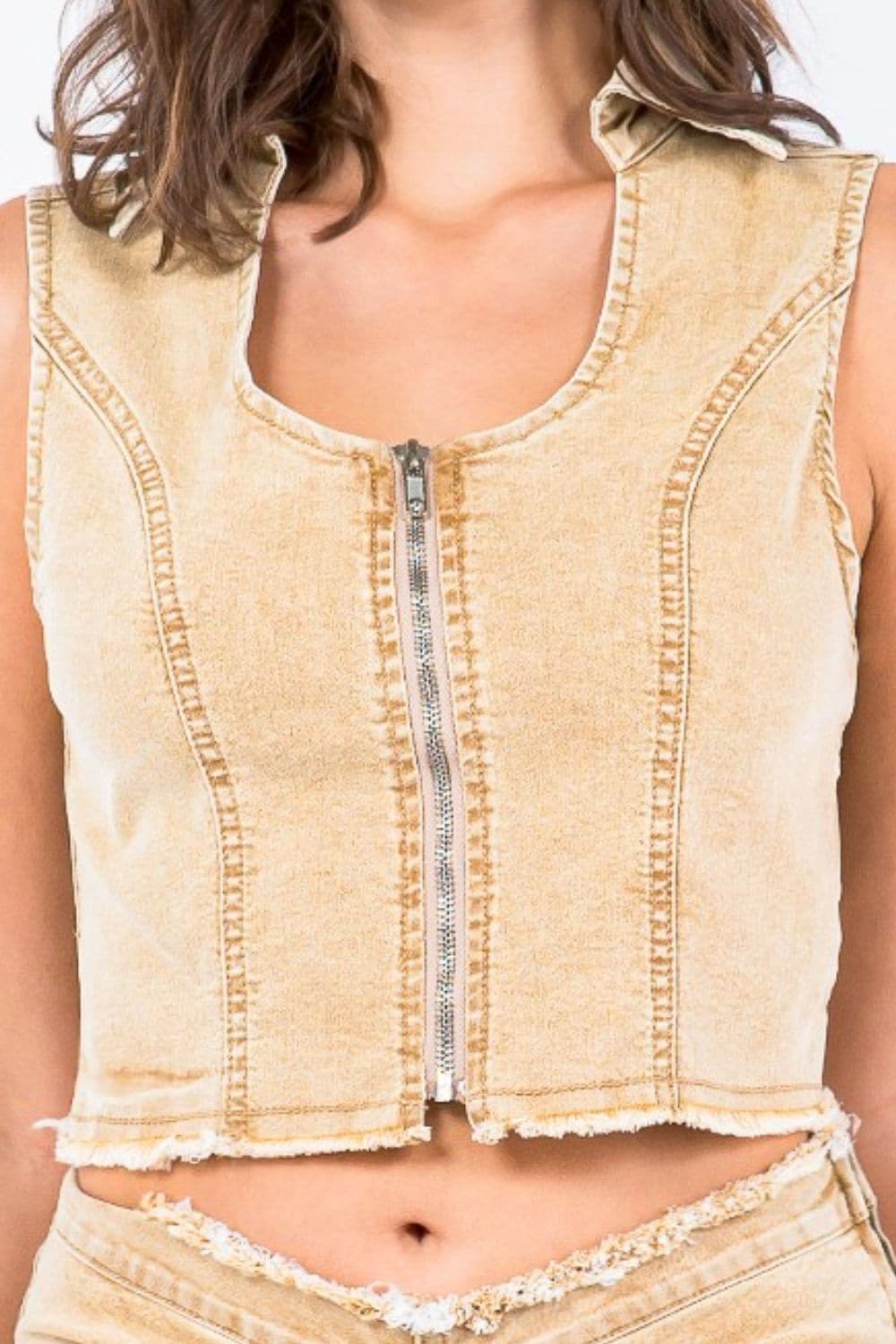 Chic cropped denim vest with zipper front