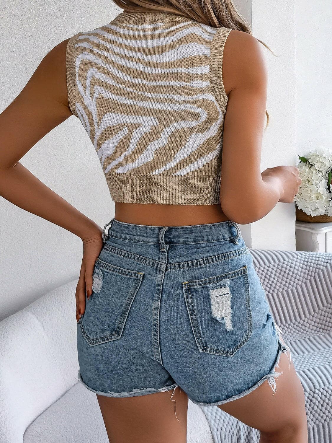 Cutout Animal Print Round Neck Tank.