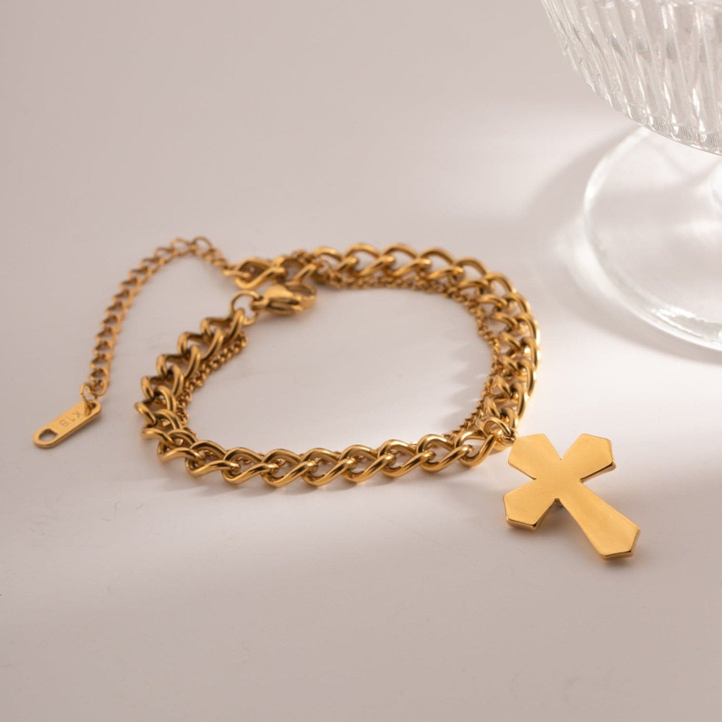 Stainless Steel Imitation Gemstone Cross Shape Pendant Bracelet.