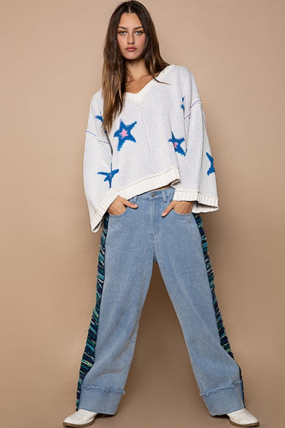 V-neck long sleeve sweater with star patch detail