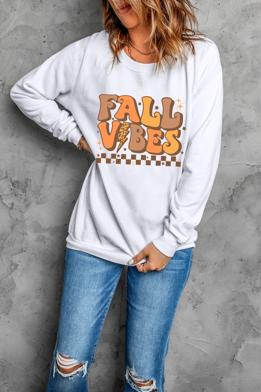 Letter Graphic Round Neck Long Sleeve Sweatshirt.