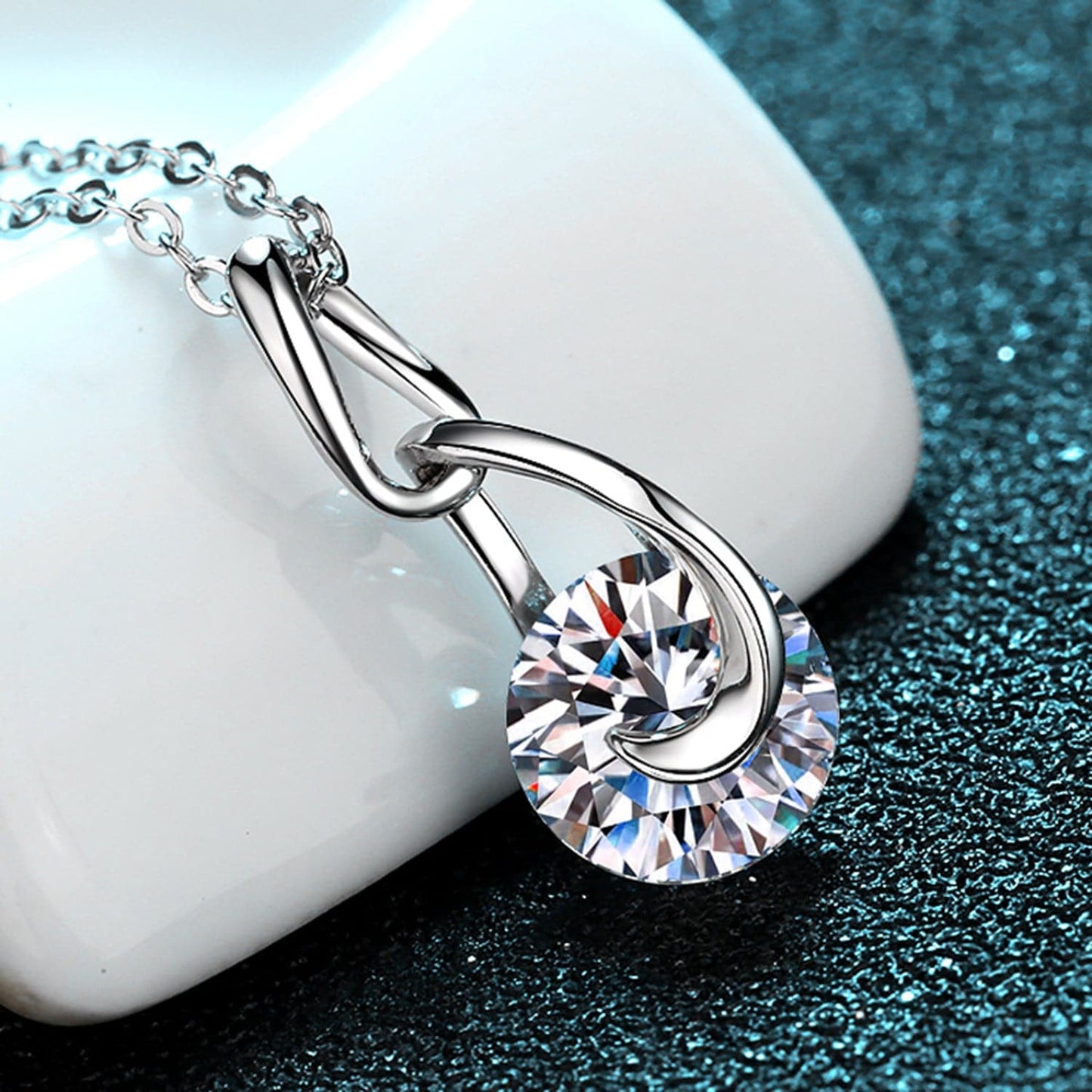 2 Carat Moissanite 925 Sterling Silver Necklace.