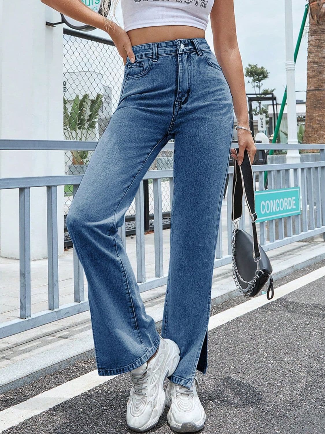 Slit High Waist Jeans with Pockets.