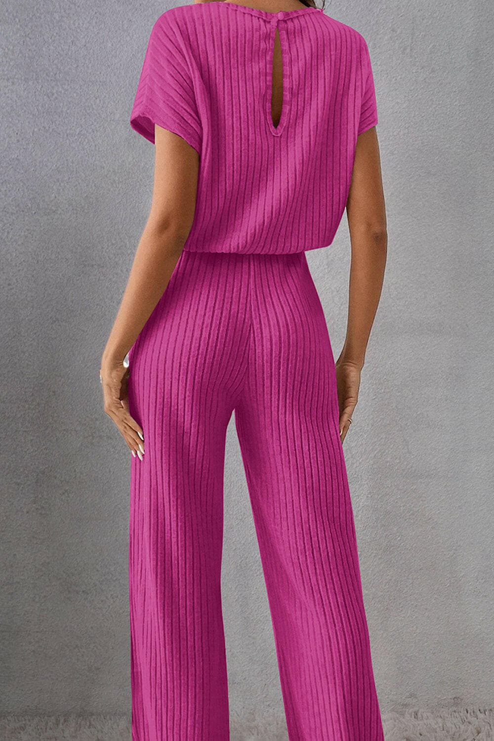 Round Neck Short Sleeve Jumpsuit.