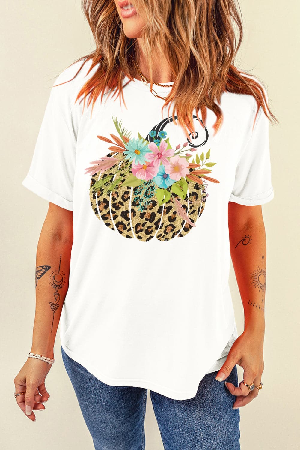 Pumpkin Graphic Round Neck Short Sleeve T-Shirt.