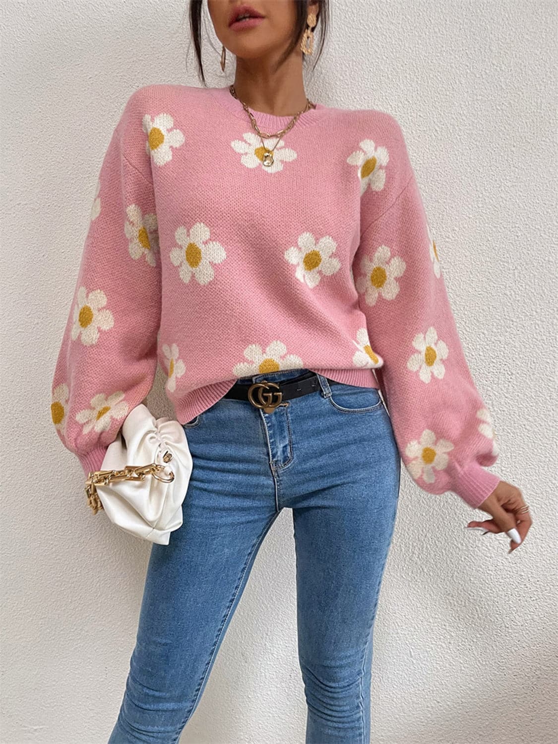 Flower Round Neck Latern Sleeve Sweater.