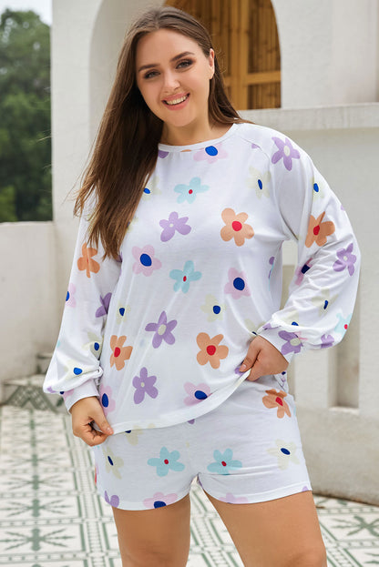 Chic floral pullover and shorts set for plus sizes