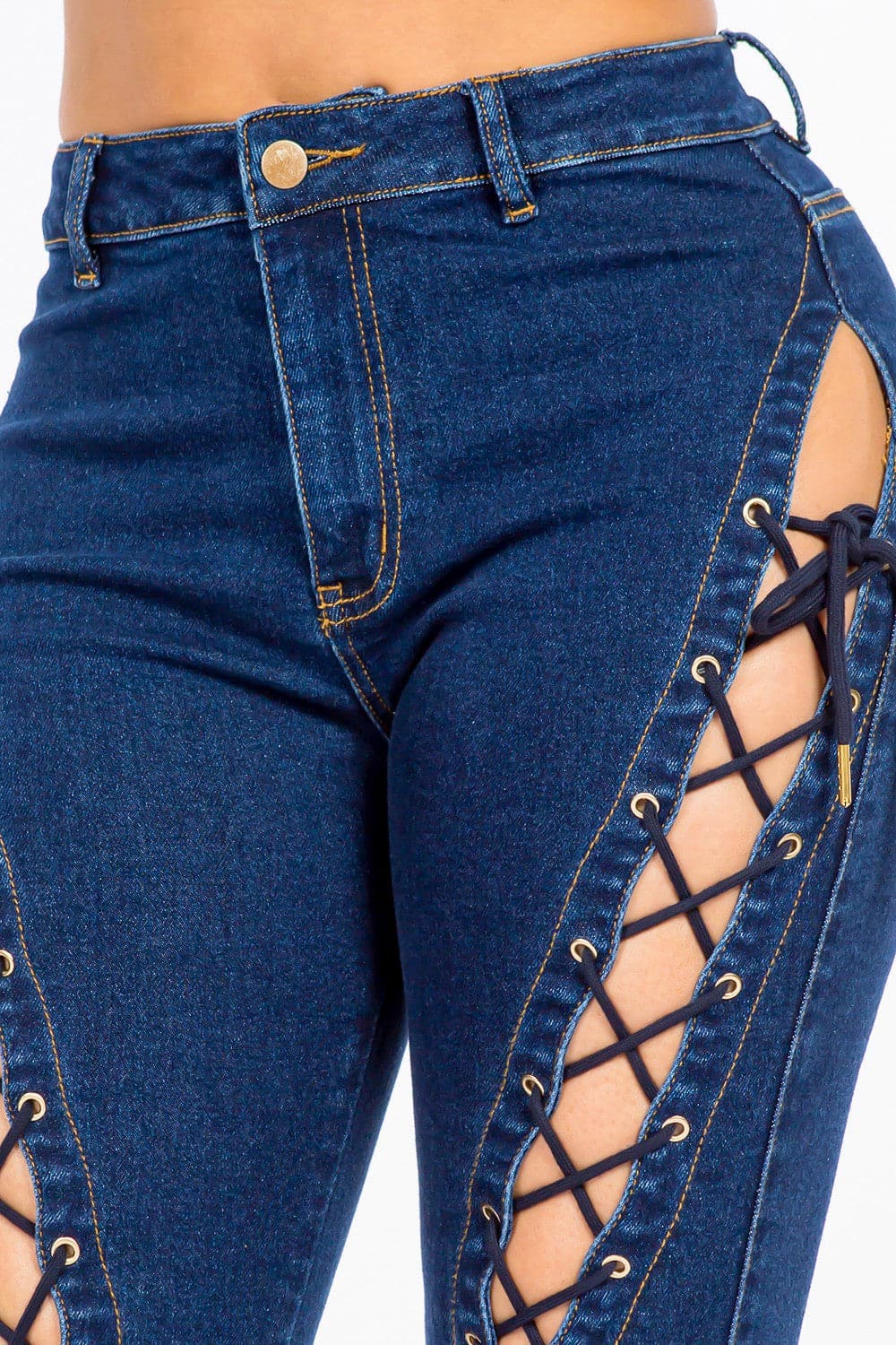 Lace-up high-rise jeans for a chic look