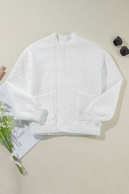 Chic white floral quilted jacket with long sleeves