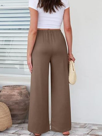 Chic and comfortable wide-leg pants with elastic waistband