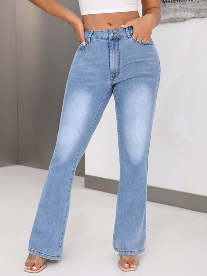 Bootcut Jeans with Pockets.