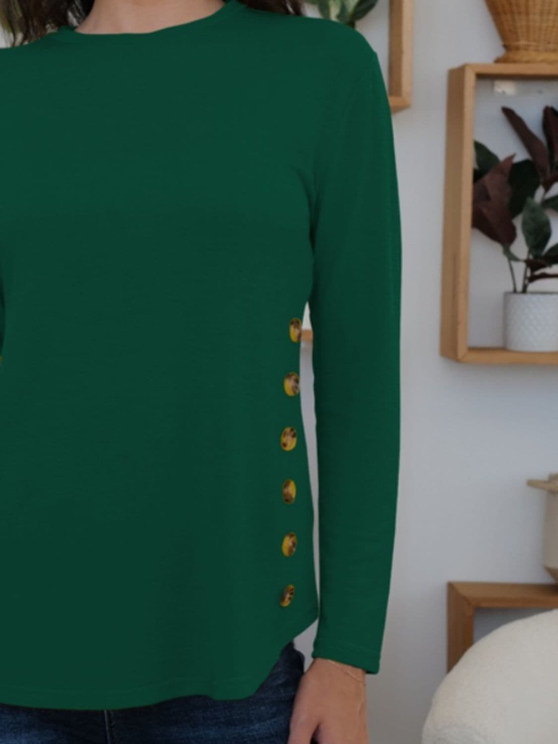 Elegant long sleeve tee with buttons