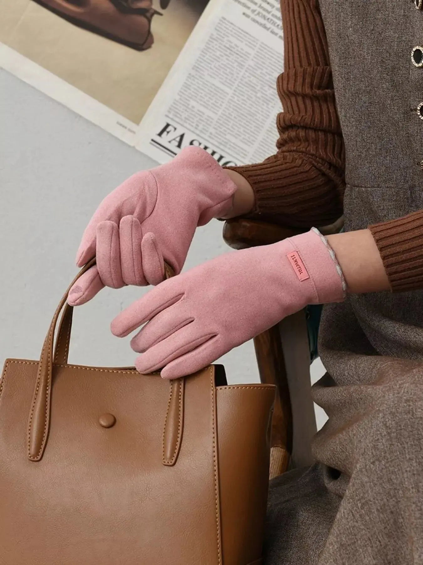 Lightweight Touchscreen Gloves Simply Love