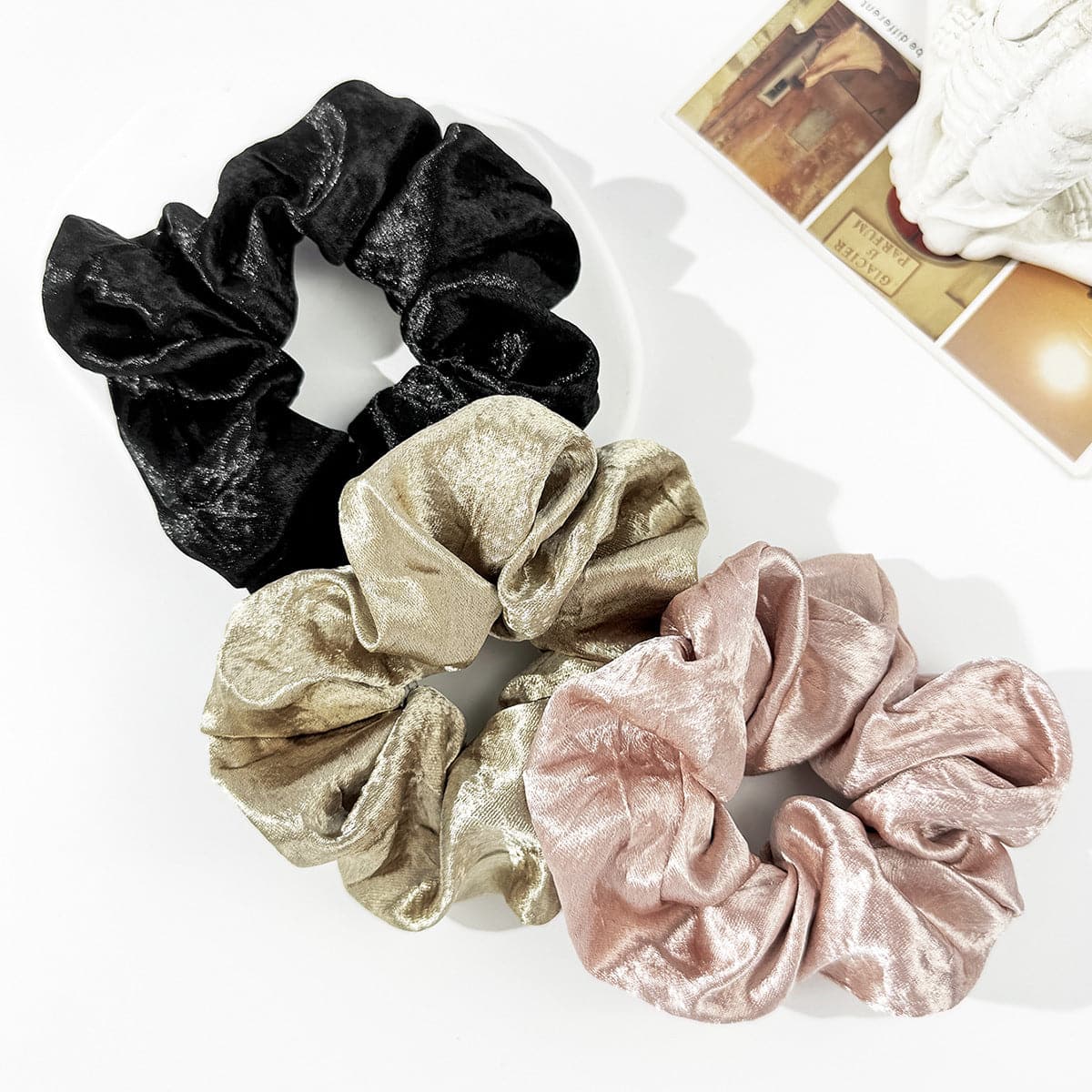 Chic trio of elastic polyester hair scrunchies