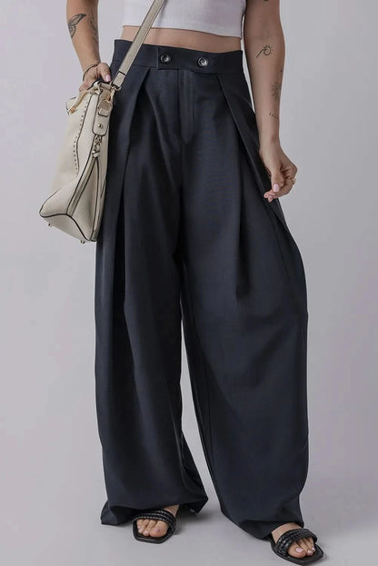 Chic Wide Leg Trousers with Convenient Pockets