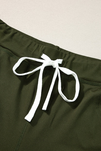 Cozy moss green joggers with drawstring and pockets