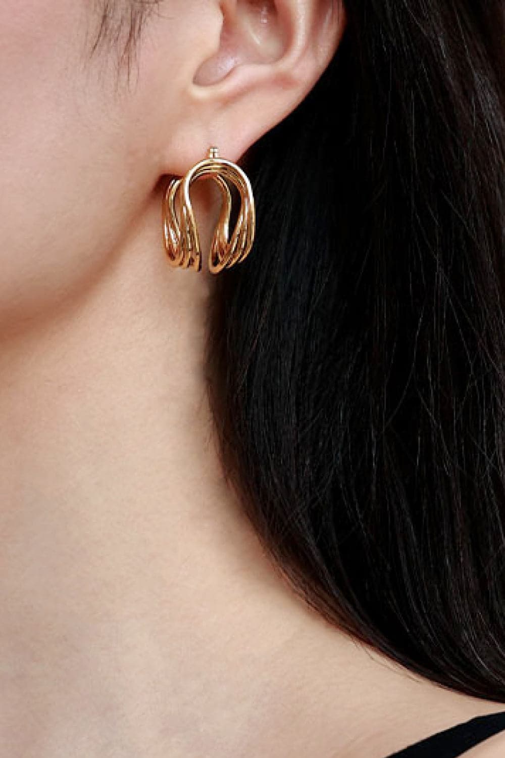 Modern brass u-shaped hoops