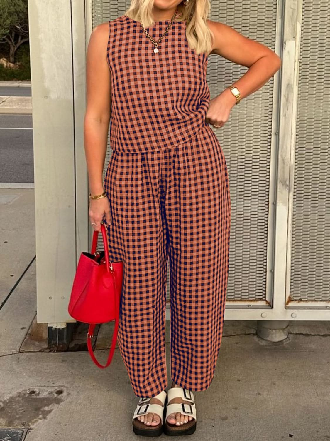 Chic Lovelet Plaid Sleeveless Top and Pants Ensemble