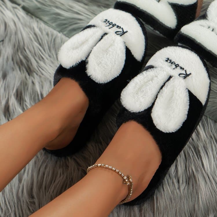 Cozy rabbit ear slippers - flats