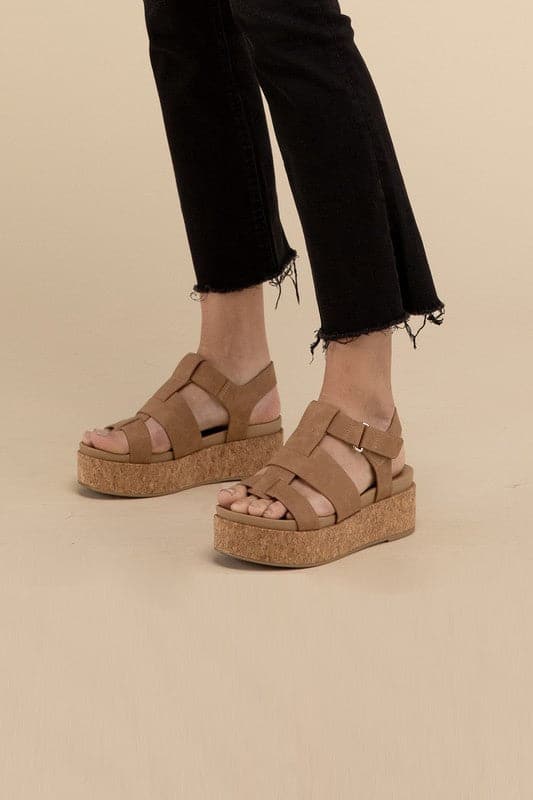 AMENDA-S Platform Sandal Wedge.