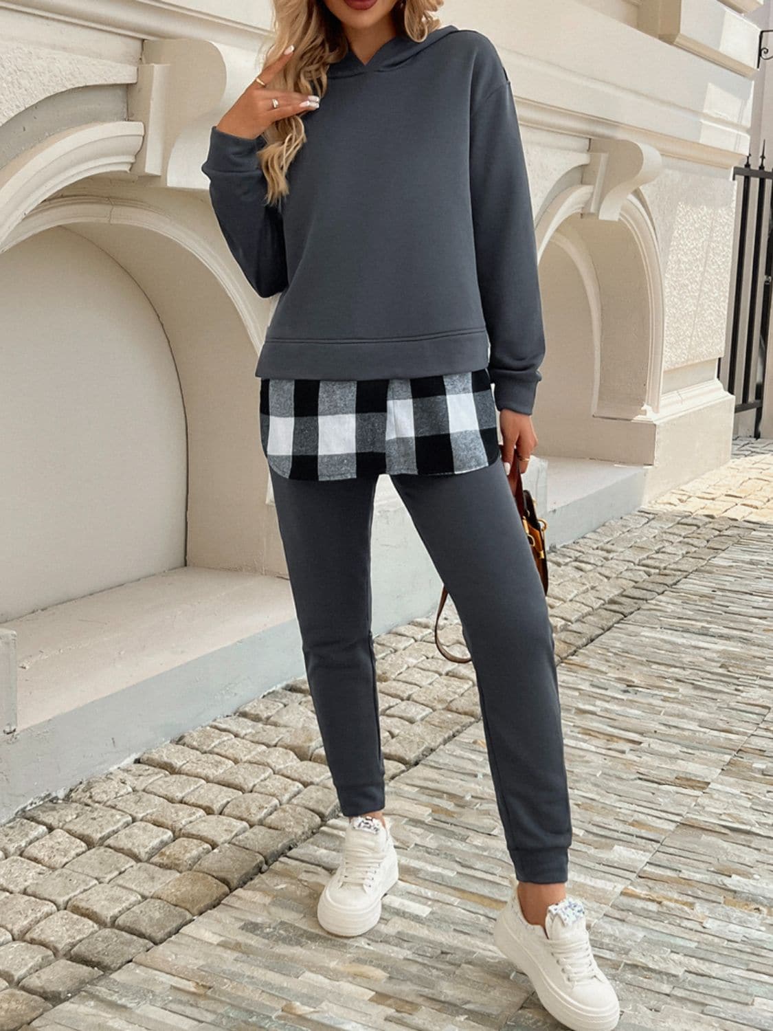 Chic plaid hooded lounge set with long sleeves and matching pants